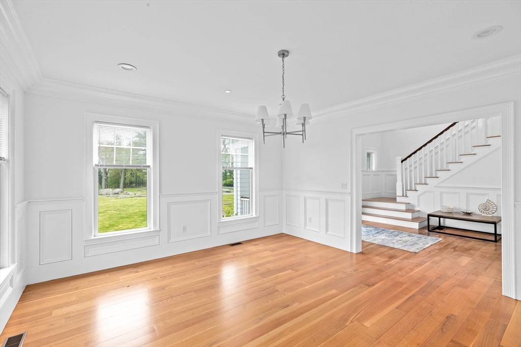 45 Ocean Ledge Dr
