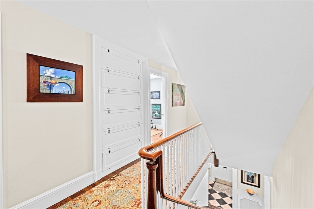 73 Pond St