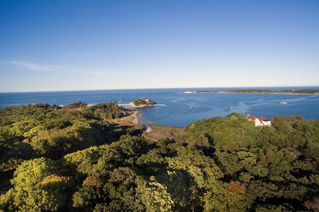 104 Howard Gleason Rd
