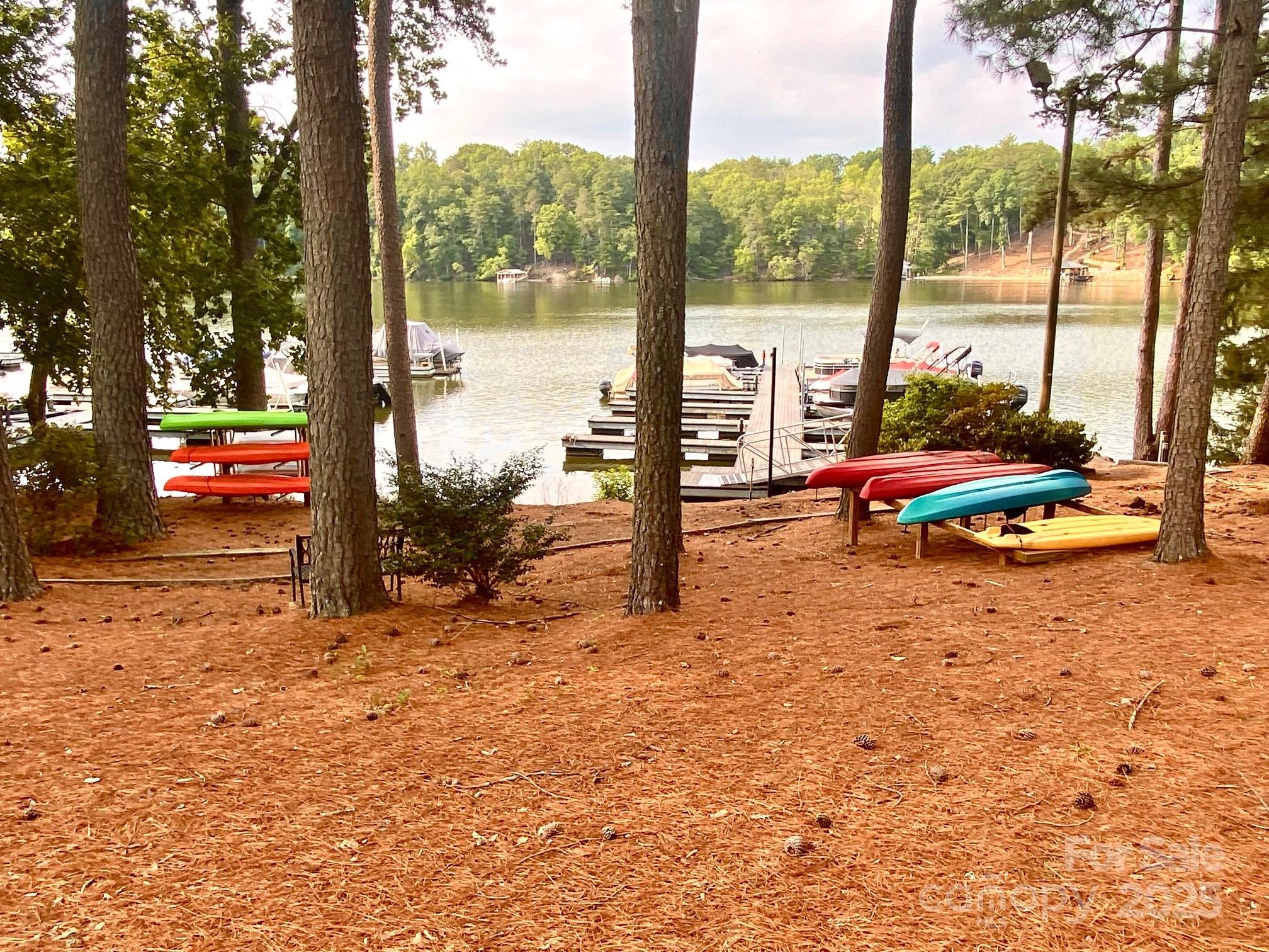 5442 Bridgewater Drive Unit: 284