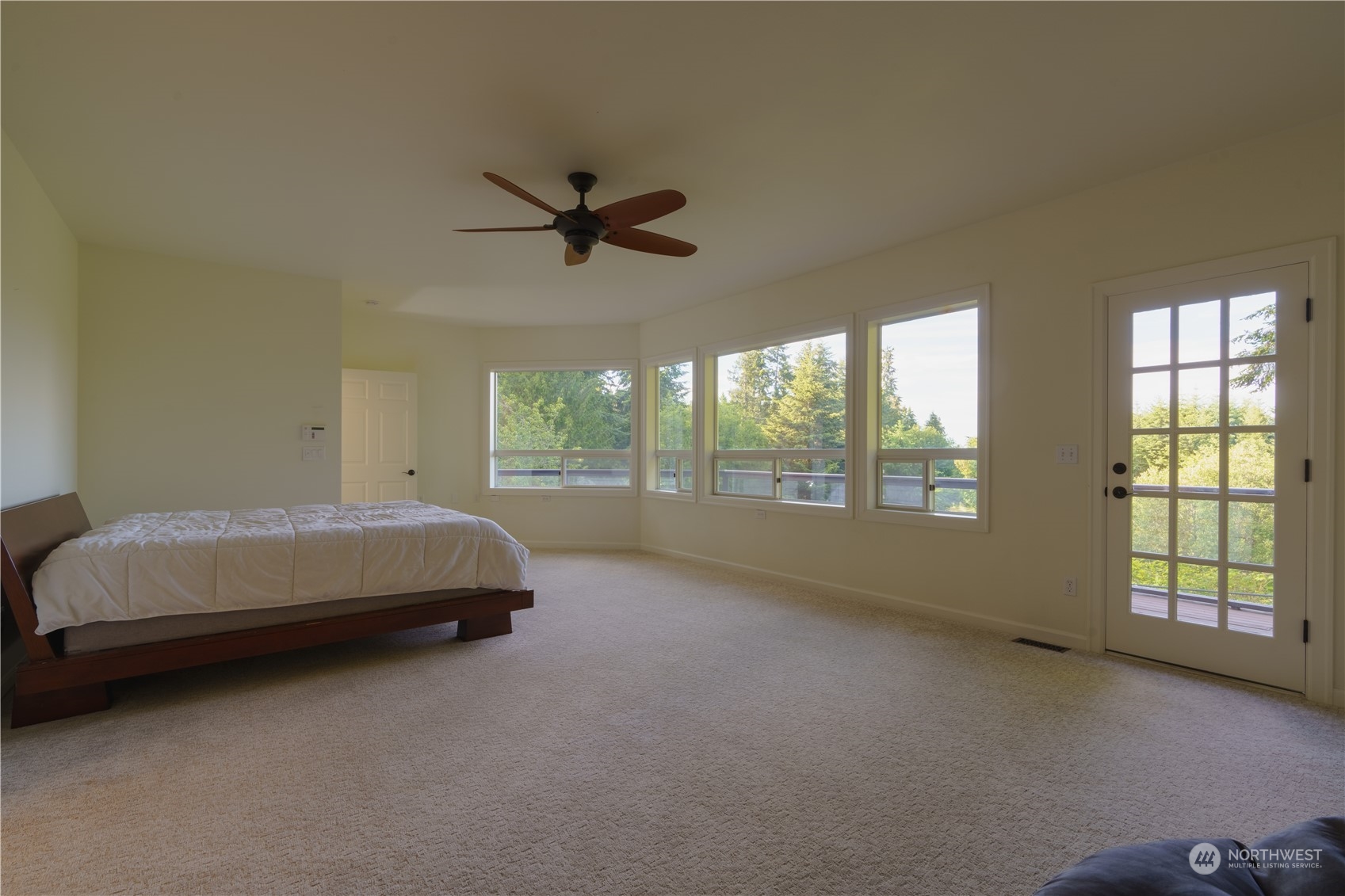 9665 NE Dronawood Drive