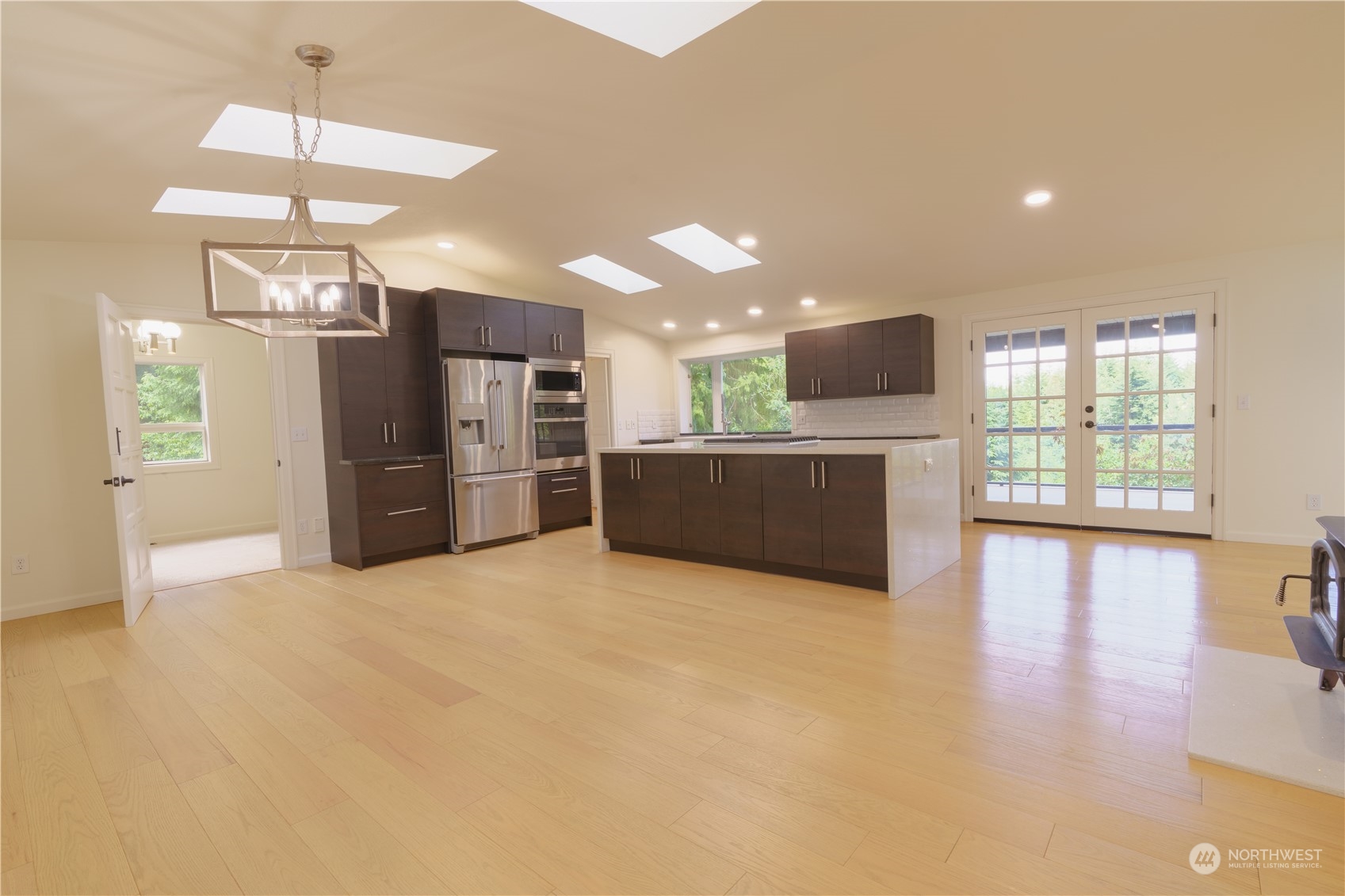 9665 NE Dronawood Drive