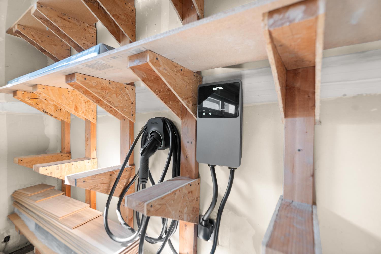 4008 Spindrifter Lane