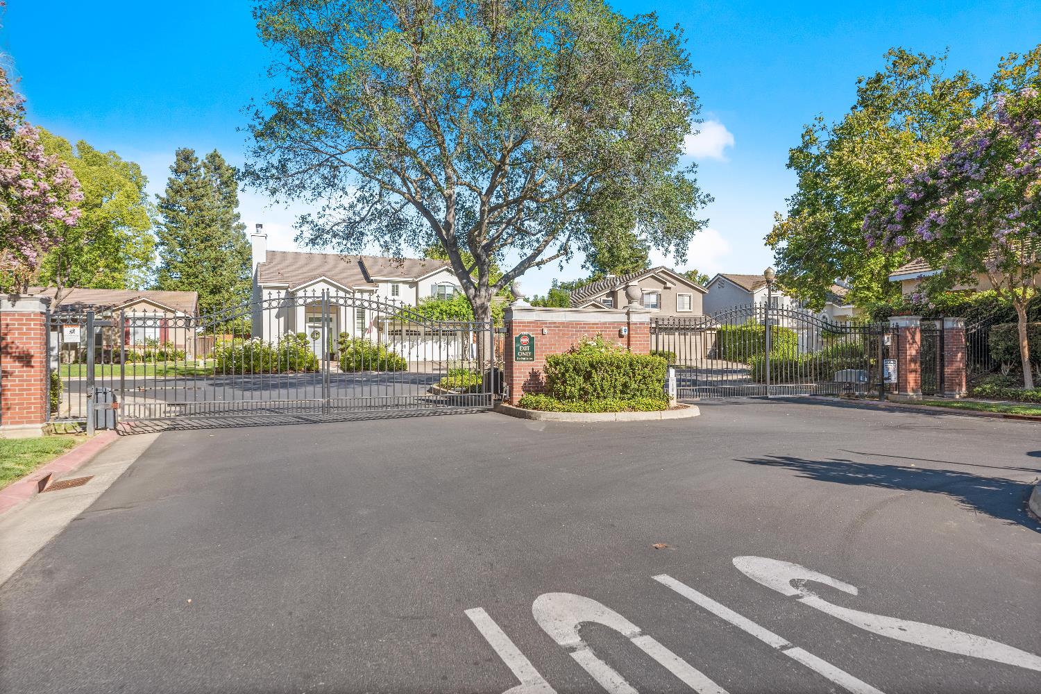 4008 Spindrifter Lane