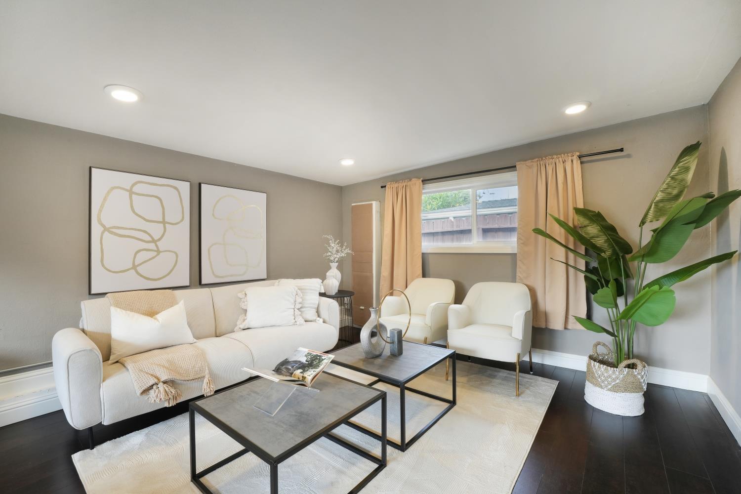 26754 Contessa Street