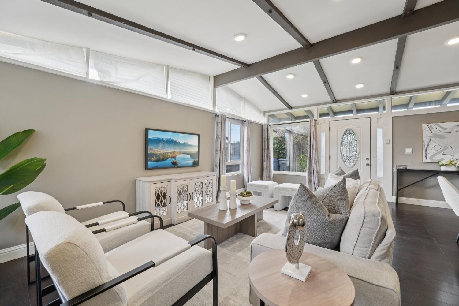 26754 Contessa Street