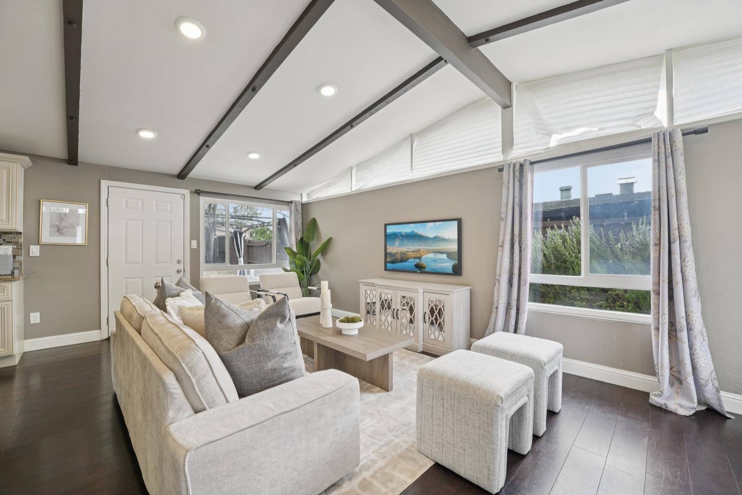 26754 Contessa Street