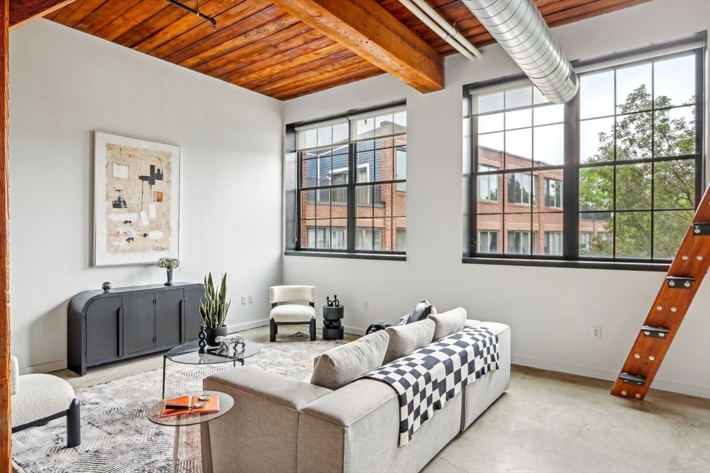 942-944 Dorchester Ave # 30