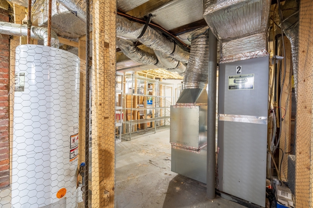 16 Waterhouse St # 2