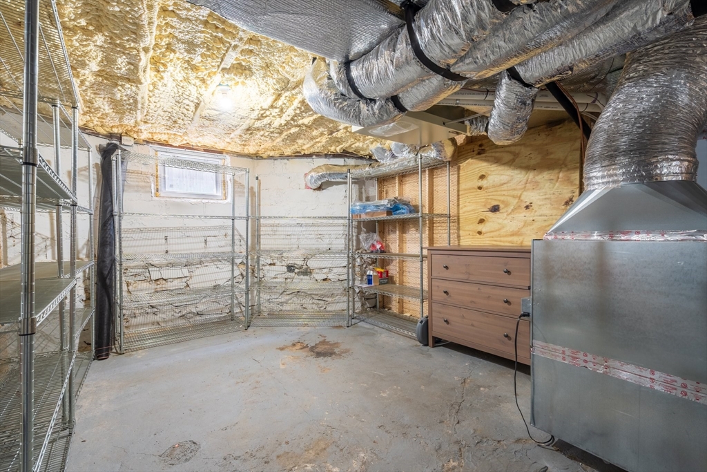 16 Waterhouse St # 2