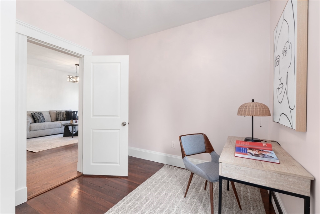 16 Waterhouse St # 2