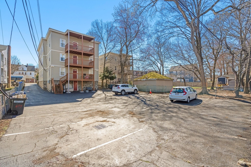 699 Hyde Park Ave # 3