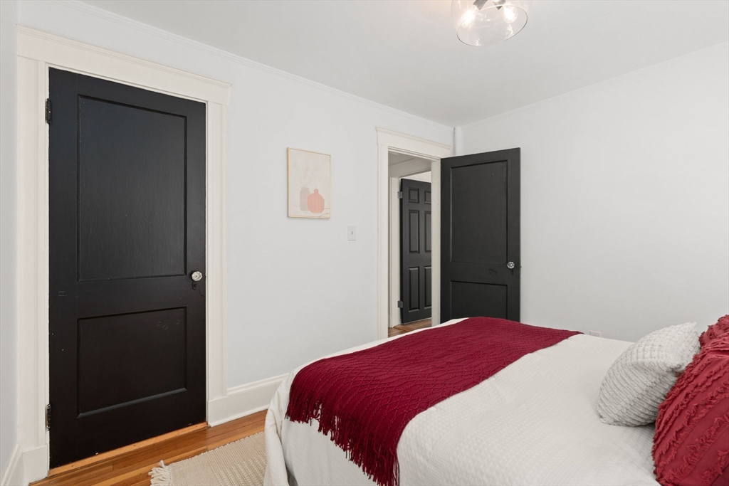 699 Hyde Park Ave # 3