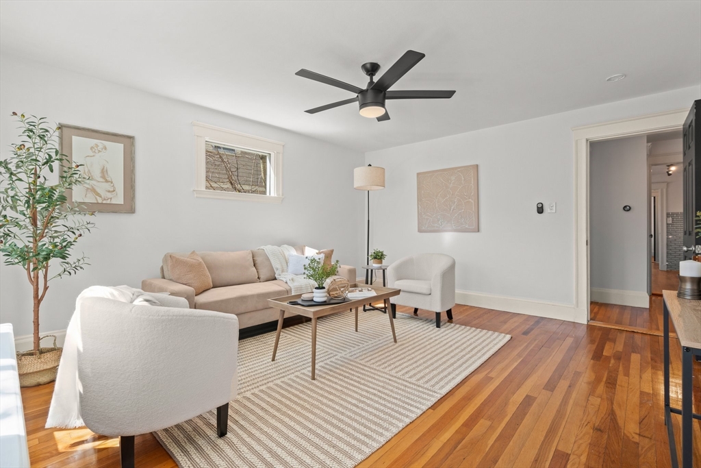 699 Hyde Park Ave # 3