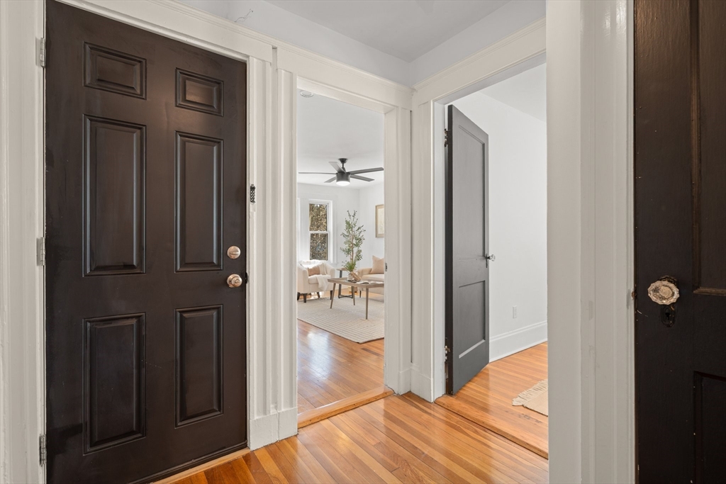 699 Hyde Park Ave # 3