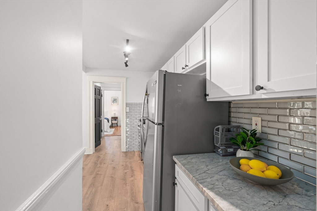 699 Hyde Park Ave # 3