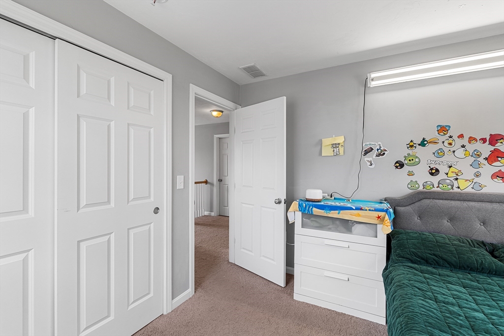 20 Boxwood Dr