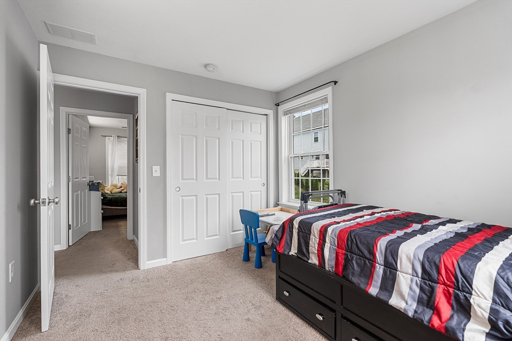 20 Boxwood Dr