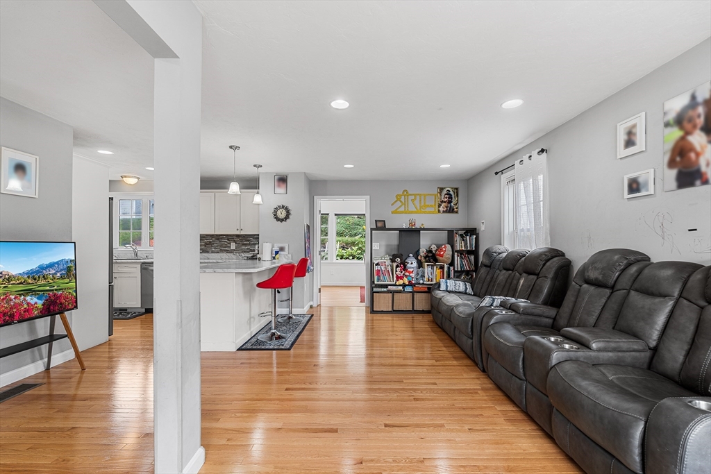 20 Boxwood Dr