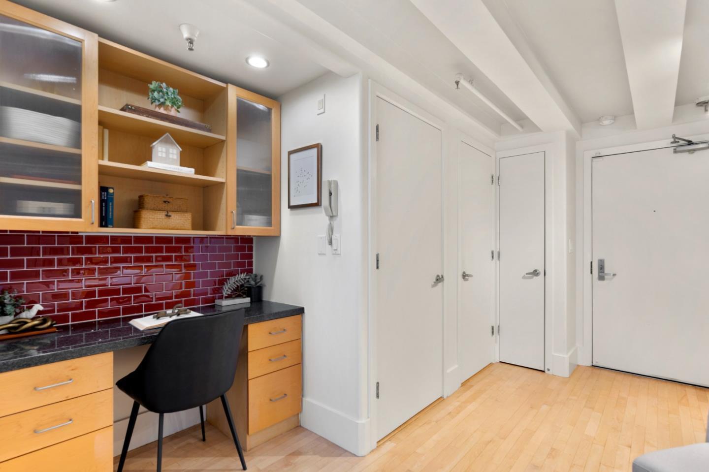 638 Minna ST 3