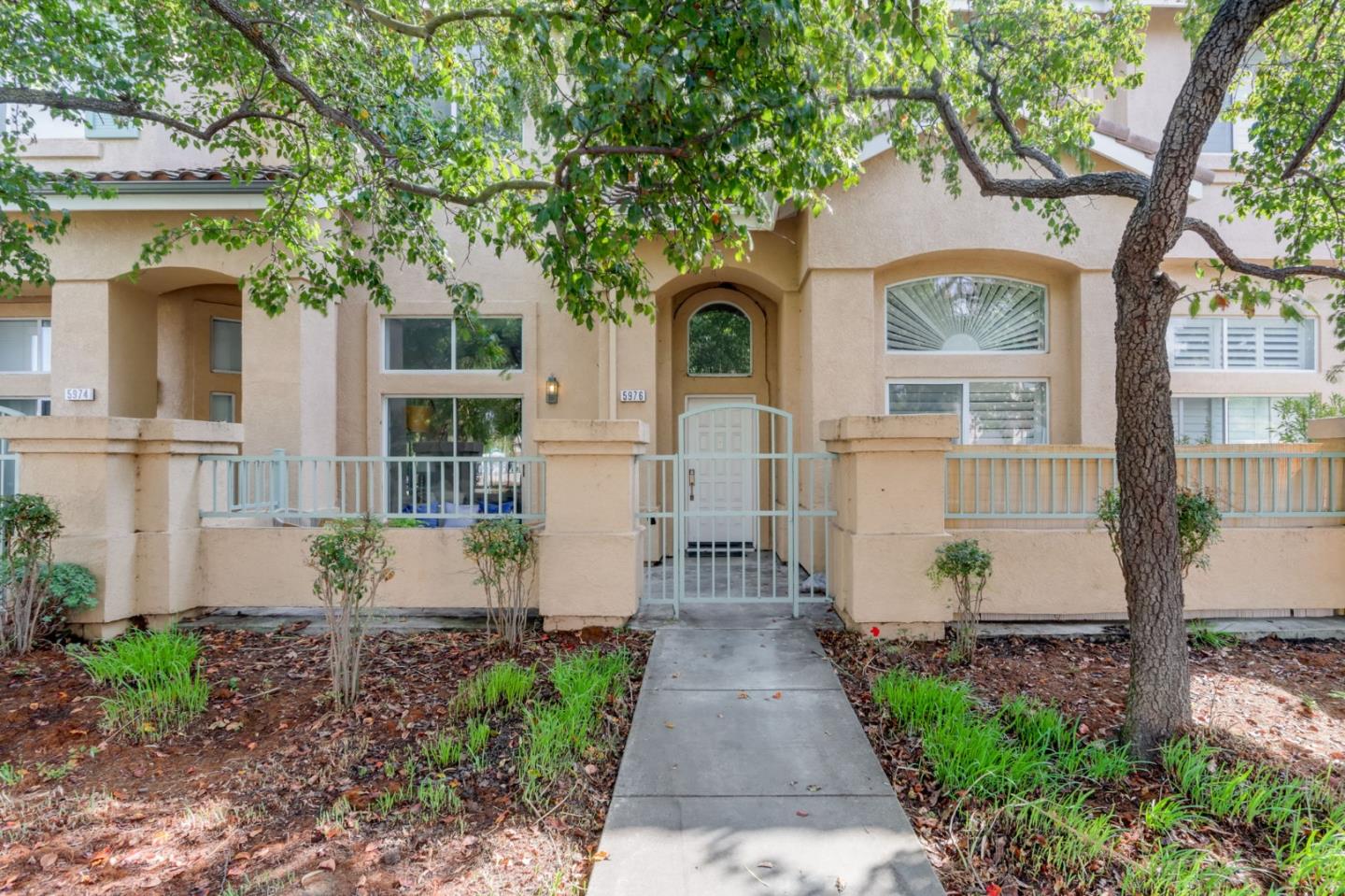 5976 Capriana CMN 143