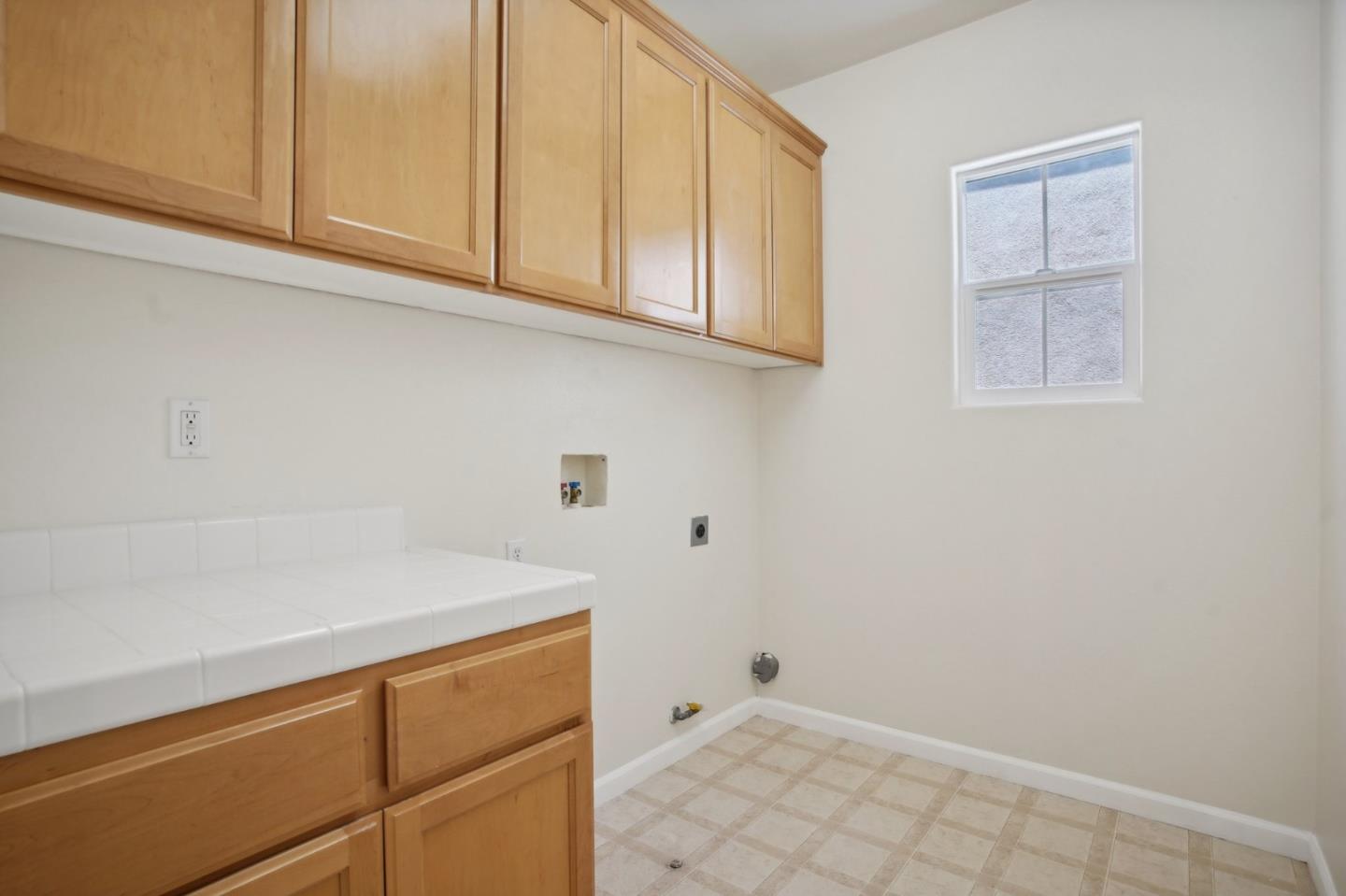 3756 Evangelho CIR