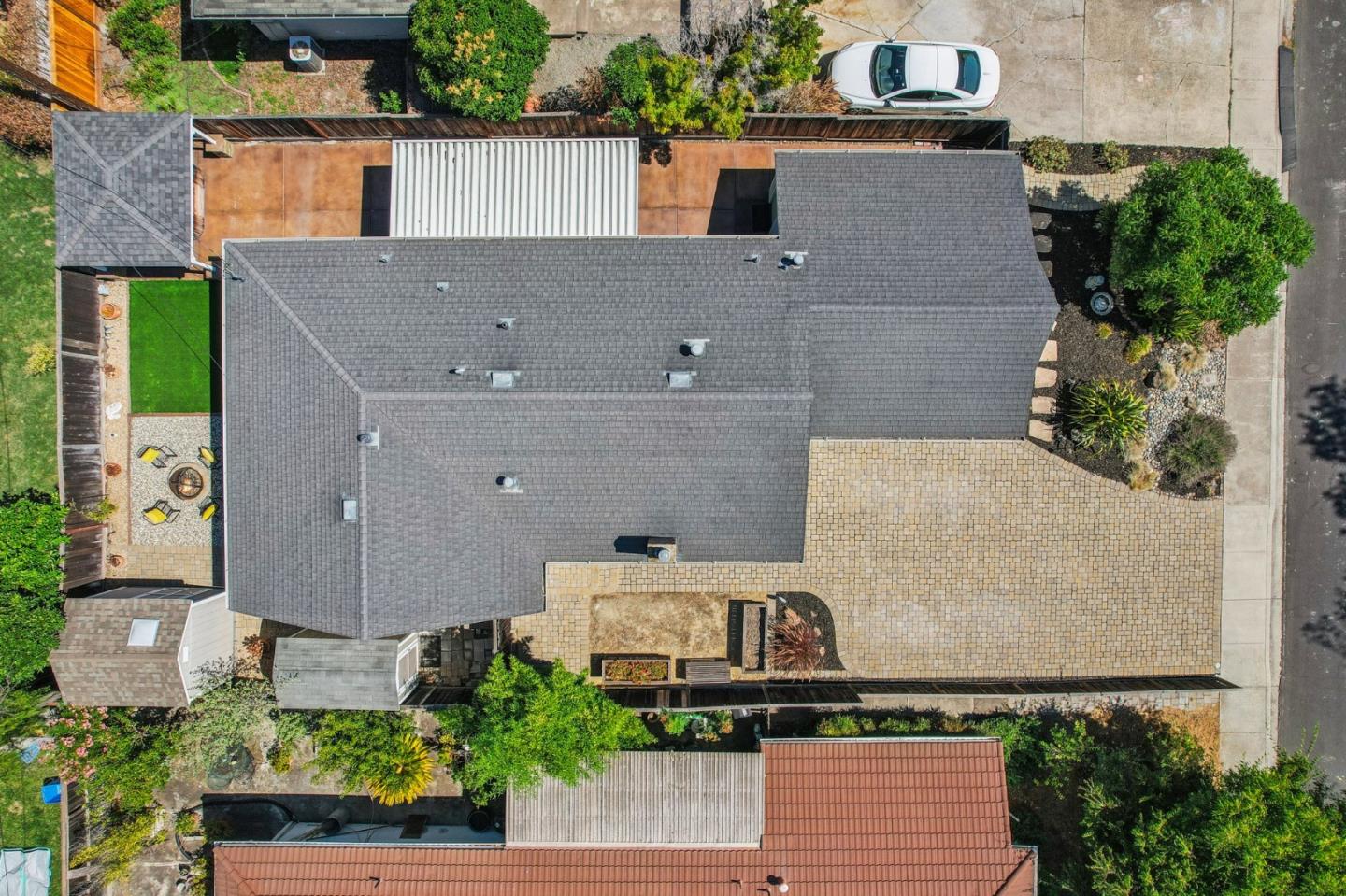 2171 Monterey AVE