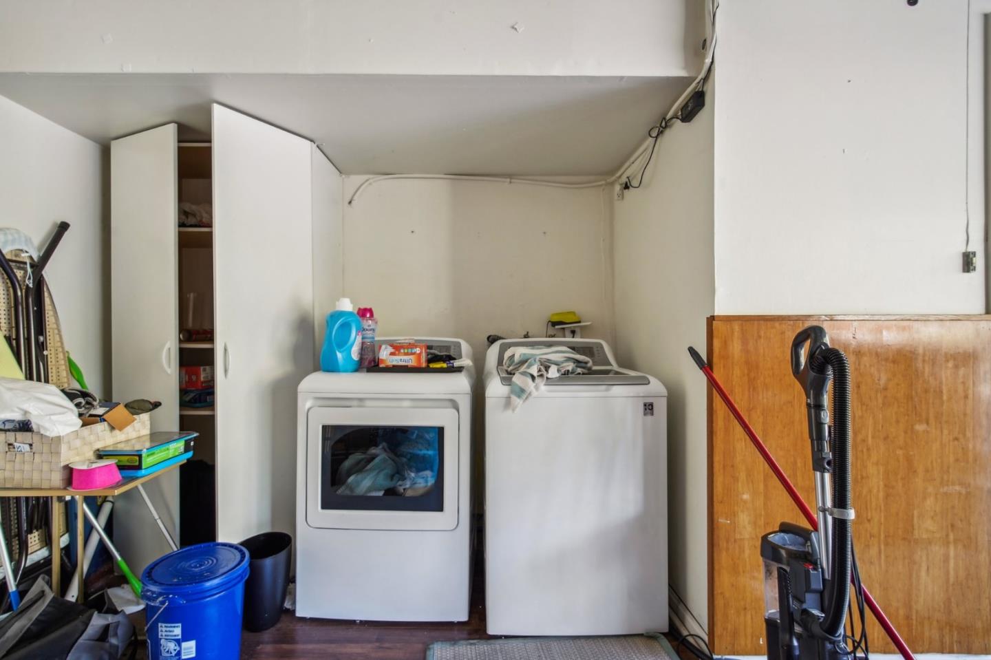 379 Alvarado ST