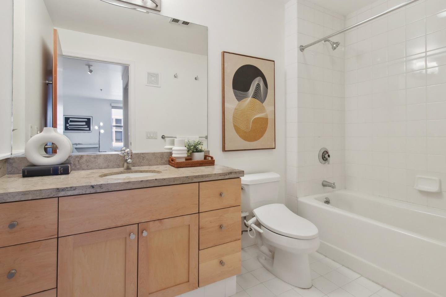 2001 Mcallister ST 255