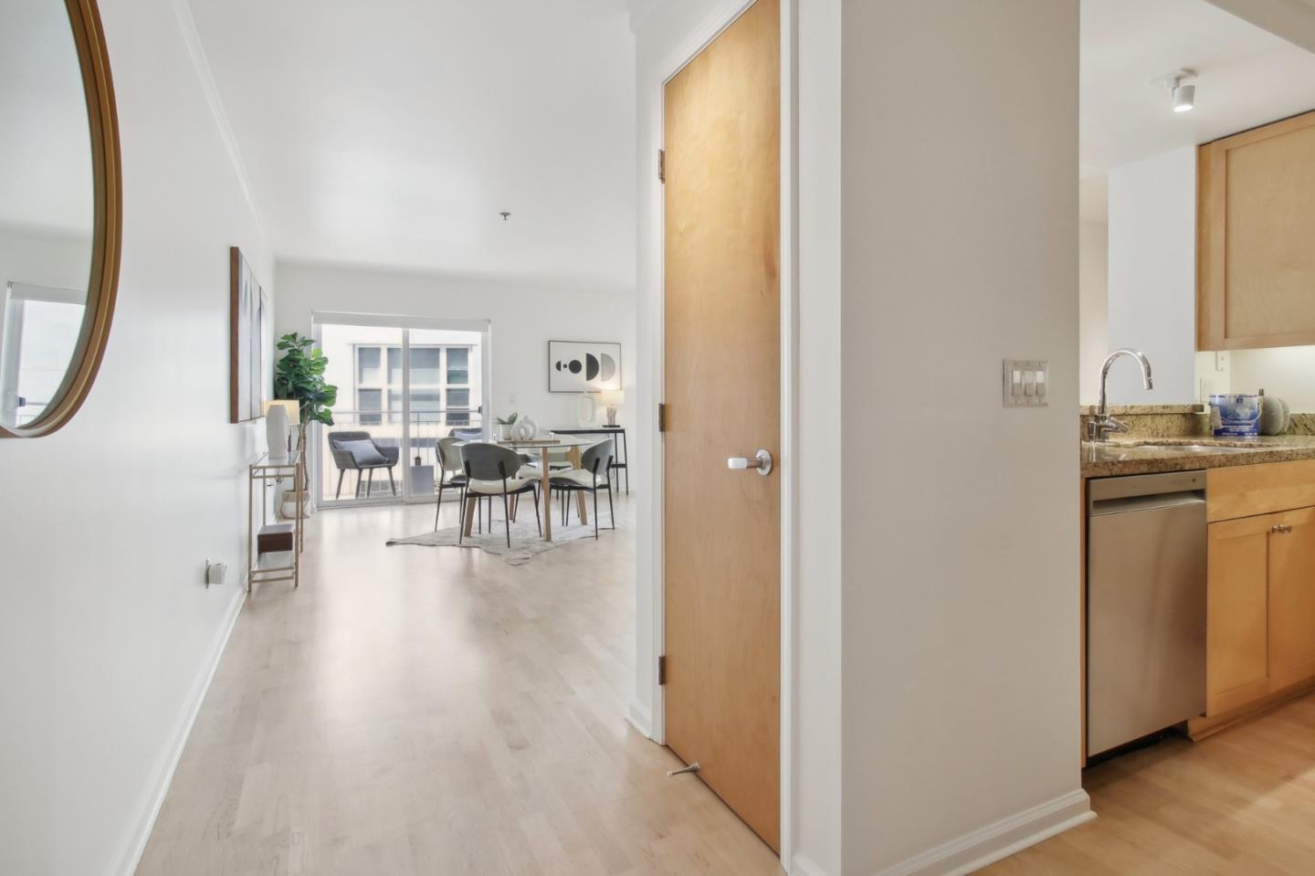 2001 Mcallister ST 255