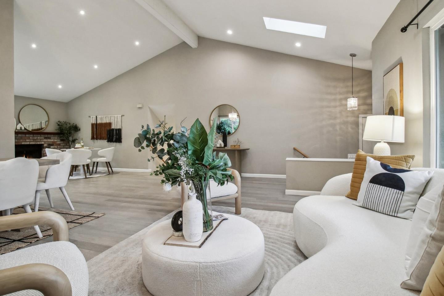 171 Persimmon DR