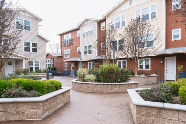 4018 Central AVE 100