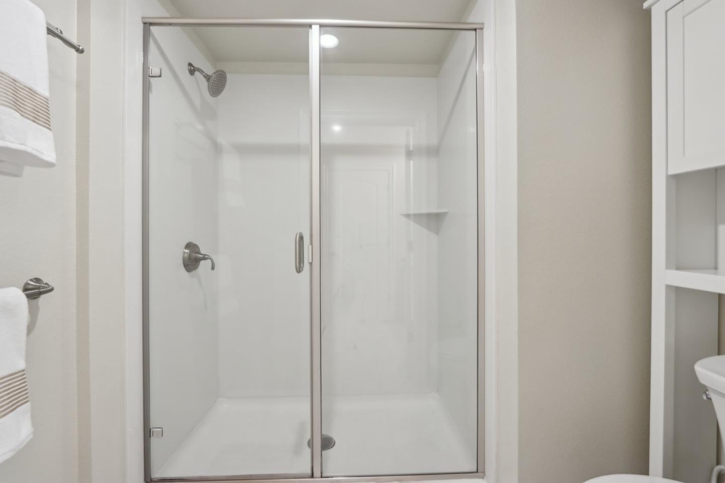 1368 El Camino Real 412