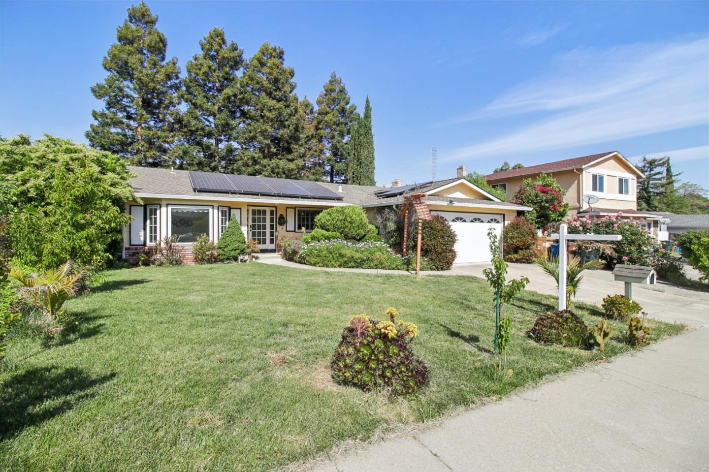 2308 Gabriel Court