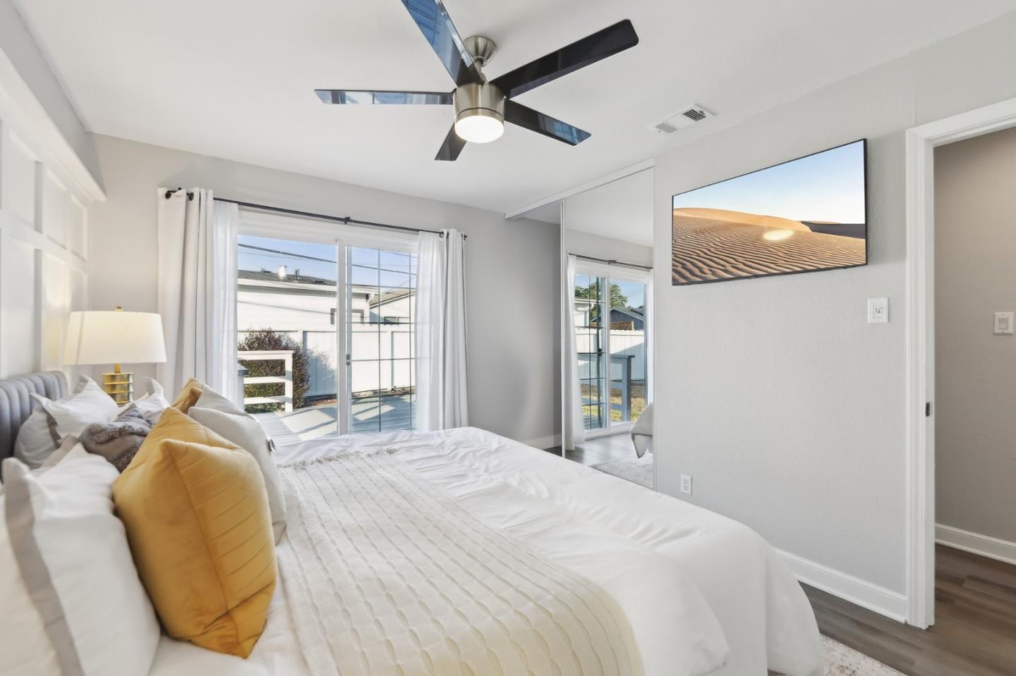 4273 Glazier Court
