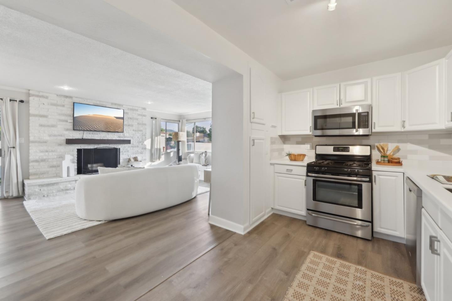 4273 Glazier Court