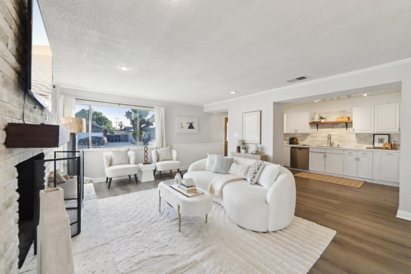 4273 Glazier Court