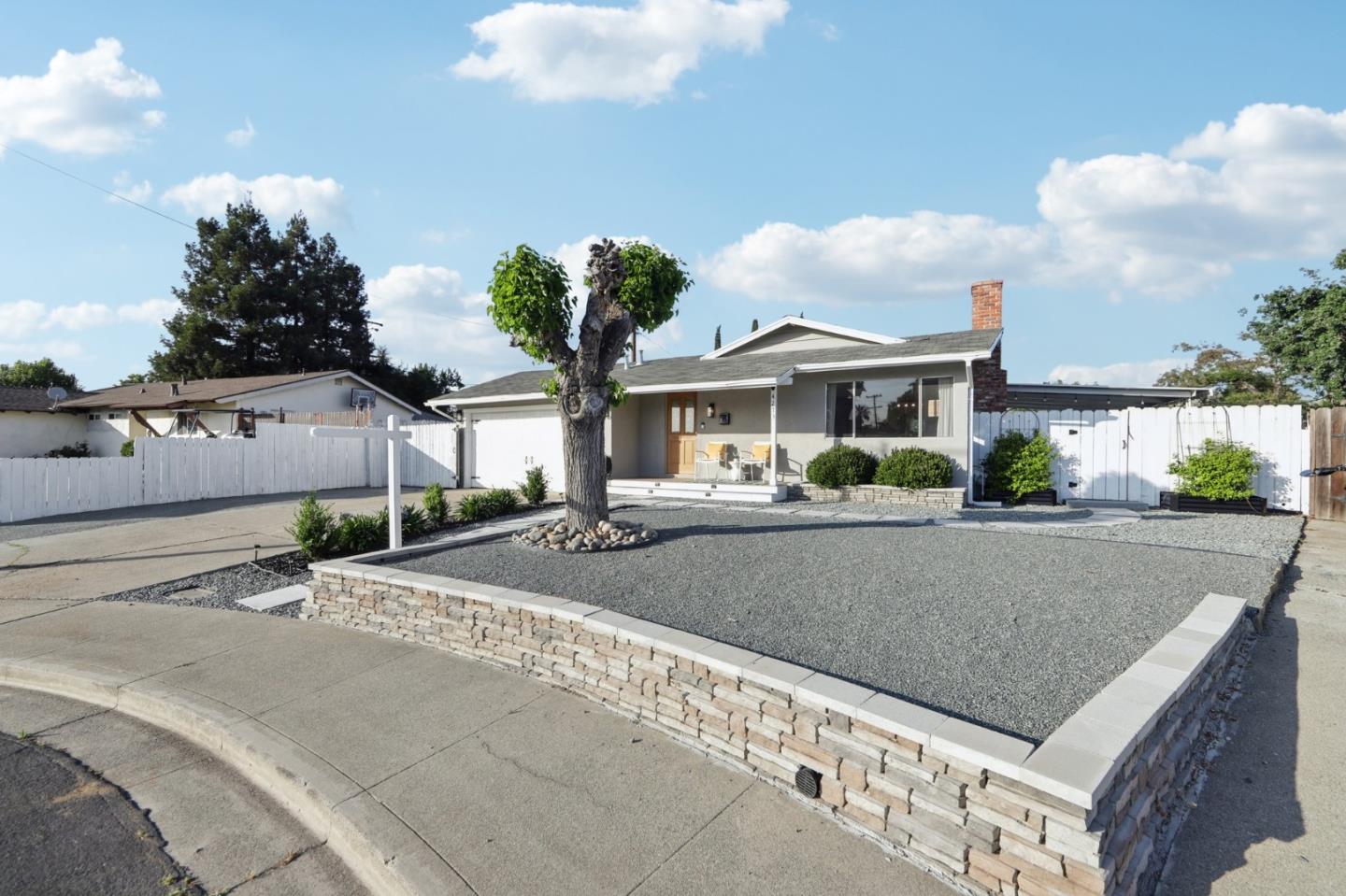 4273 Glazier Court