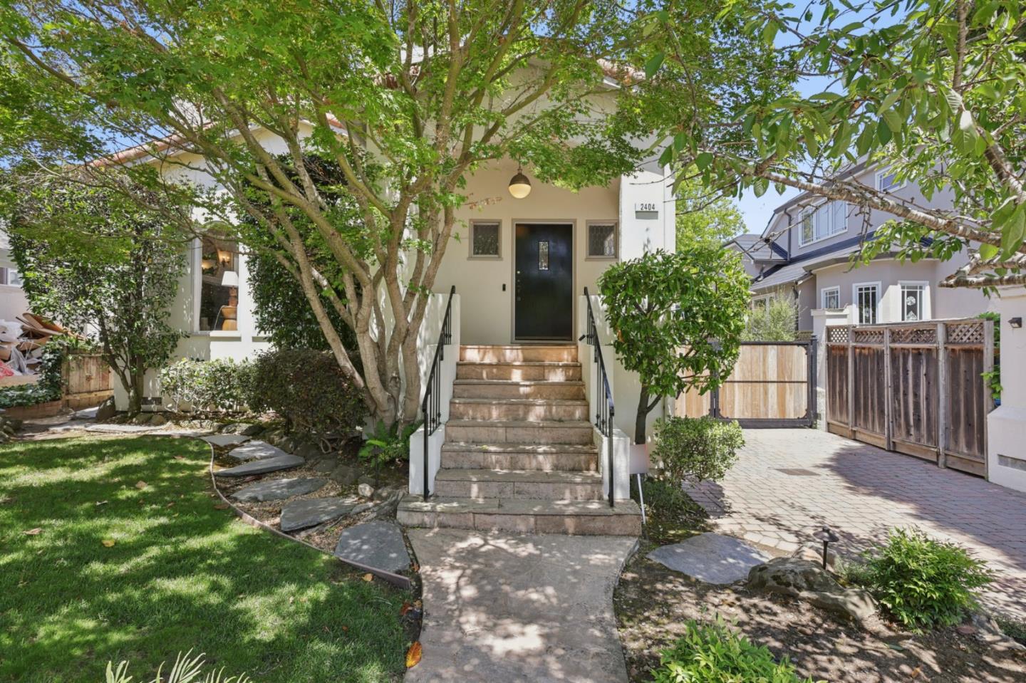 2404 Hillside Drive