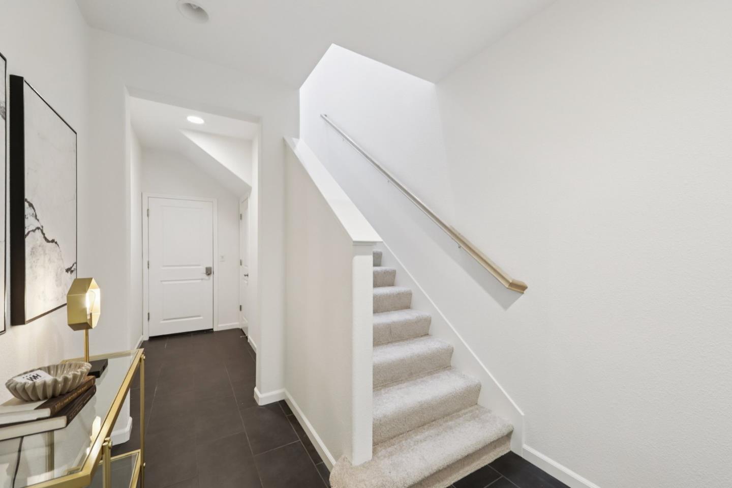 636 Bair Island Road 312