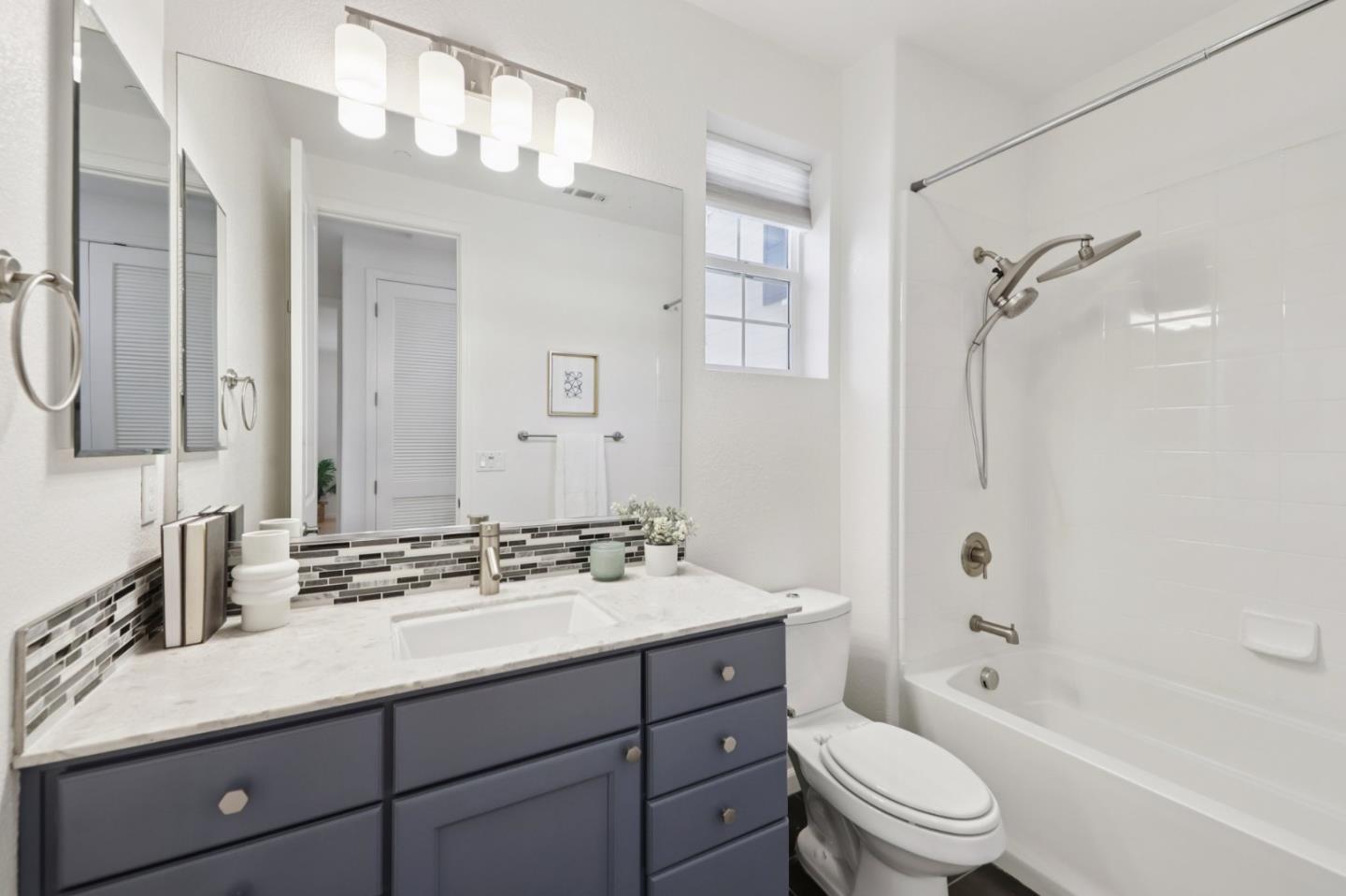 636 Bair Island Road 312