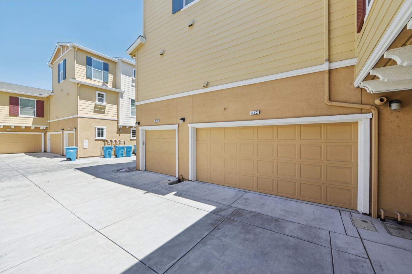 636 Bair Island Road 312