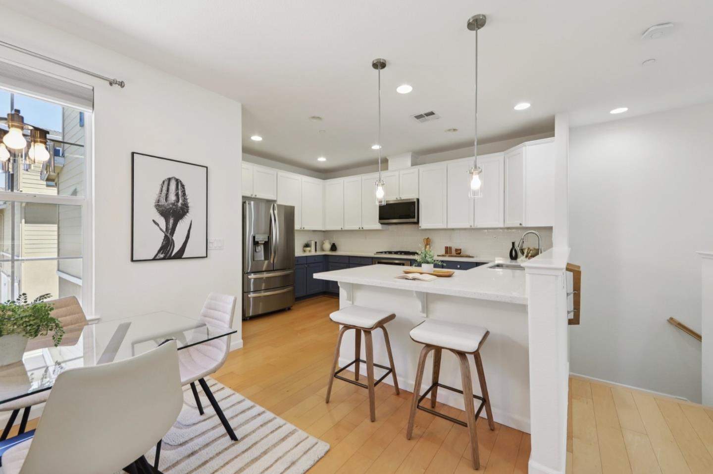 636 Bair Island Road 312