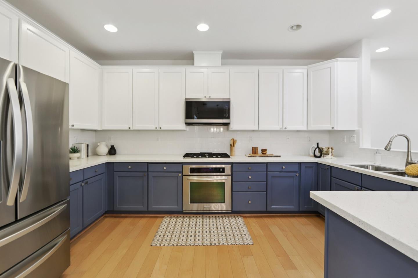 636 Bair Island Road 312