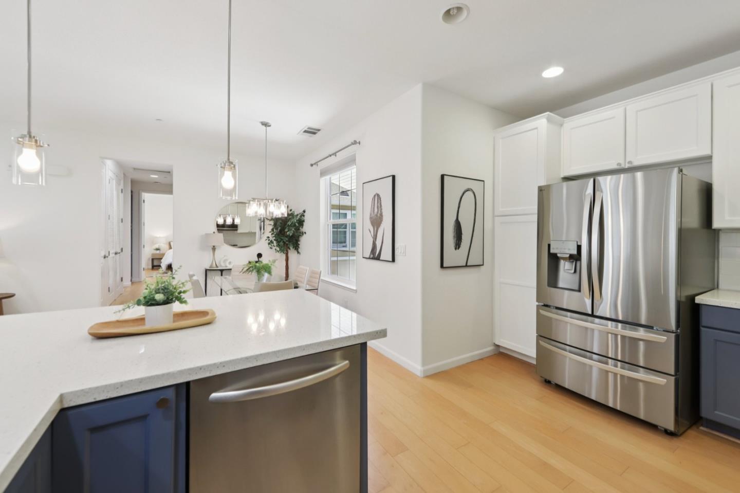 636 Bair Island Road 312