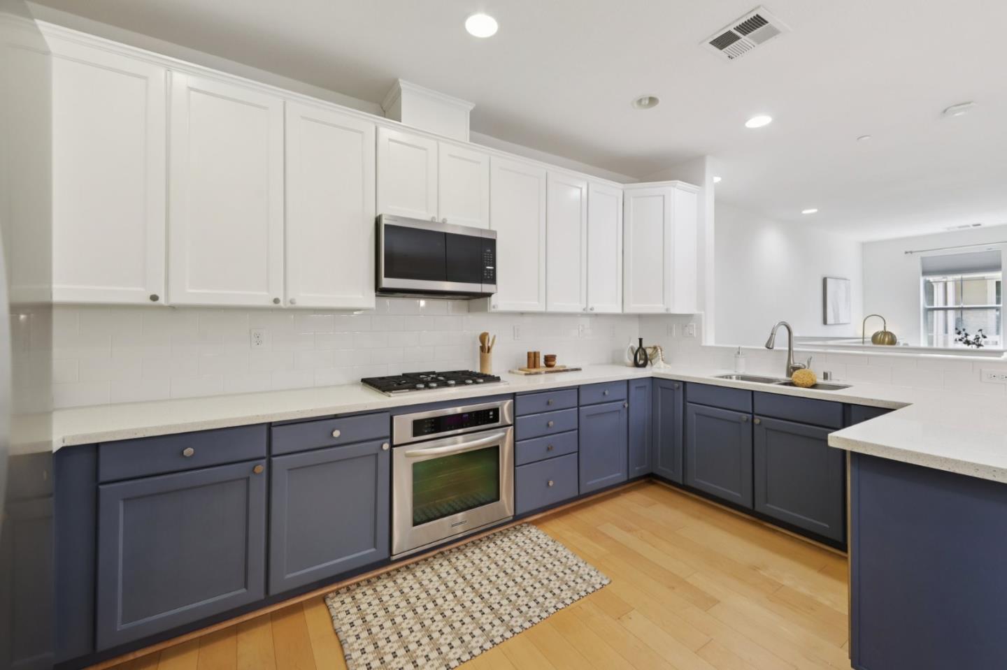 636 Bair Island Road 312