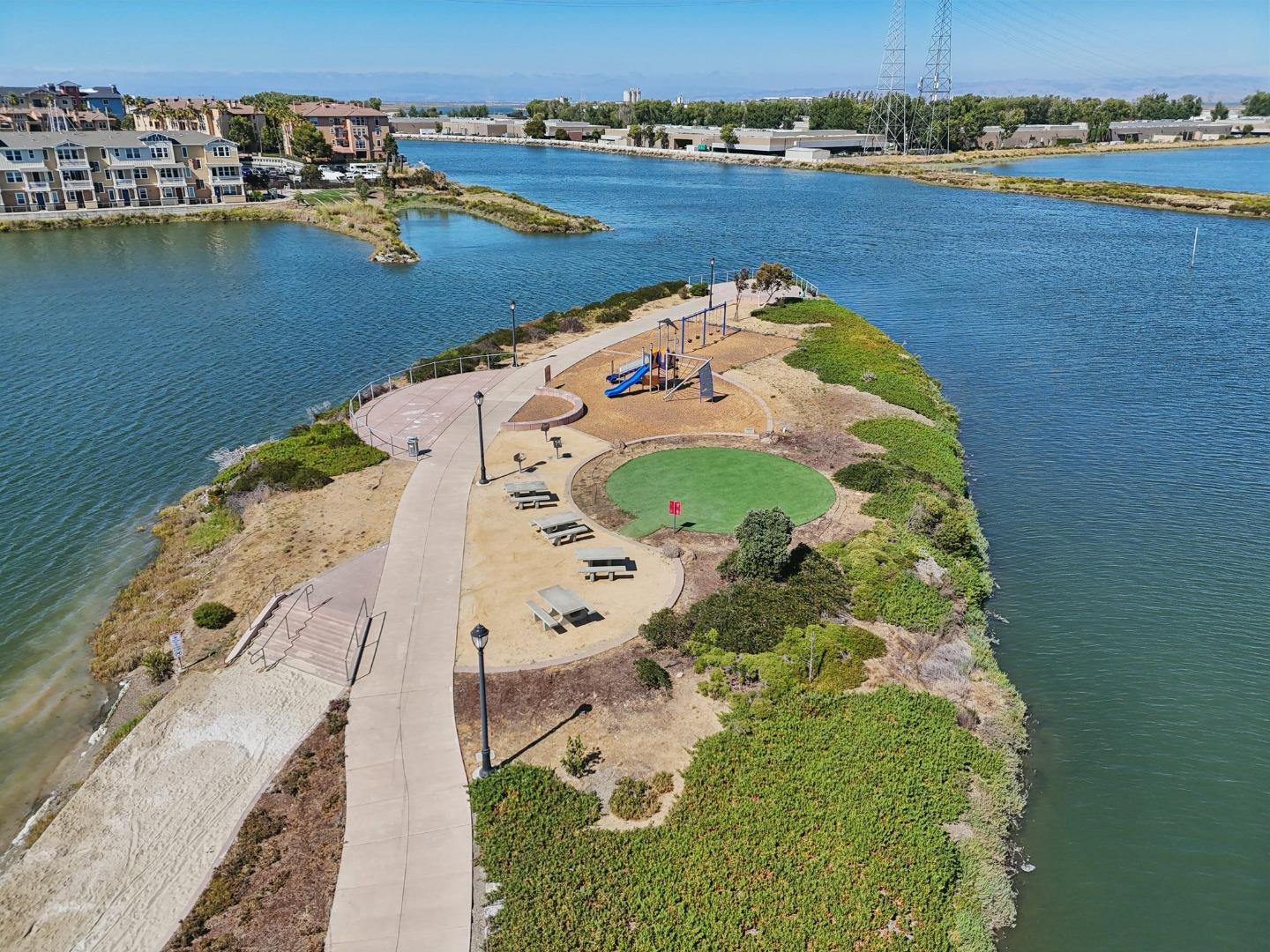 636 Bair Island Road 312