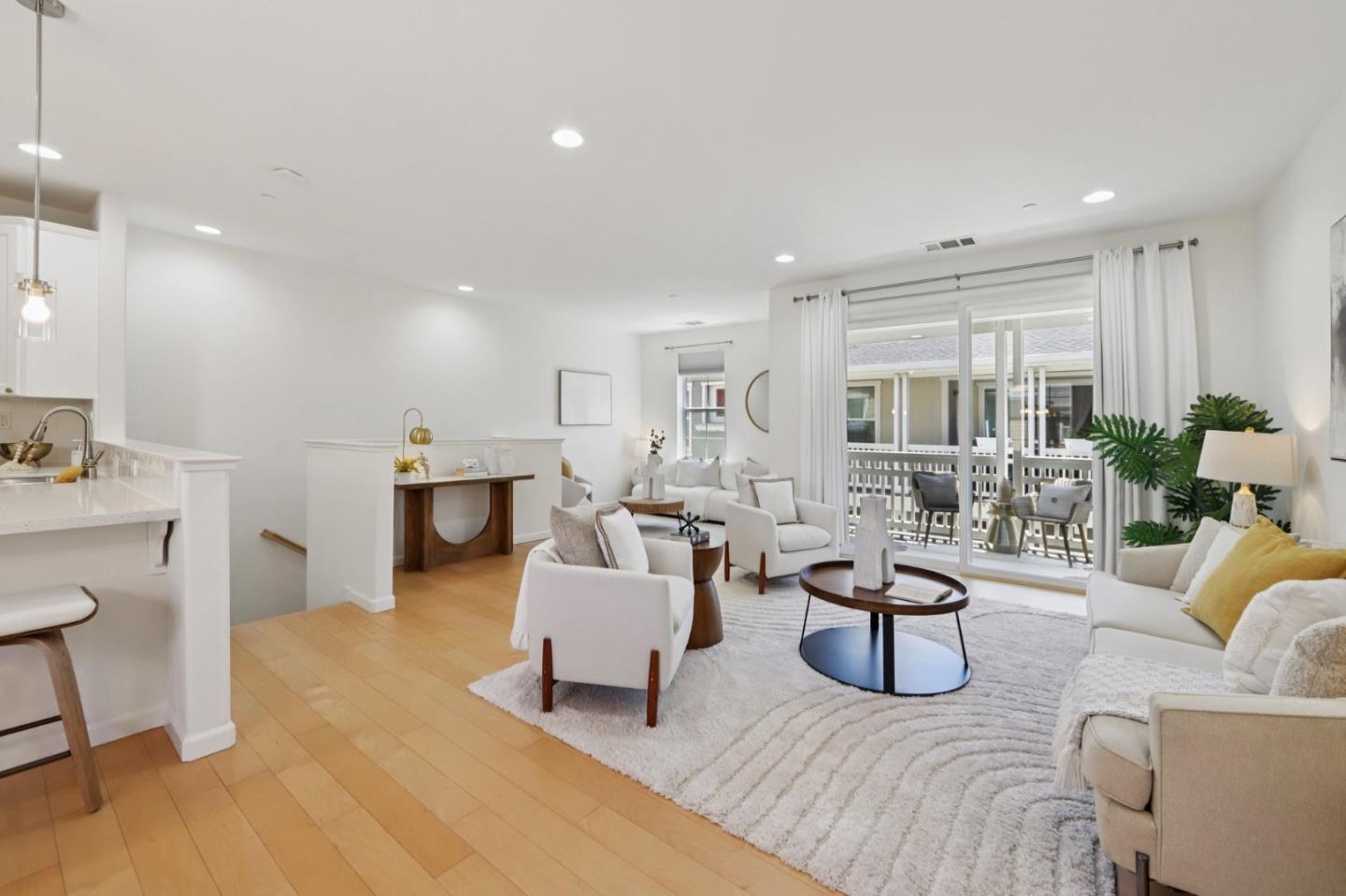 636 Bair Island Road 312