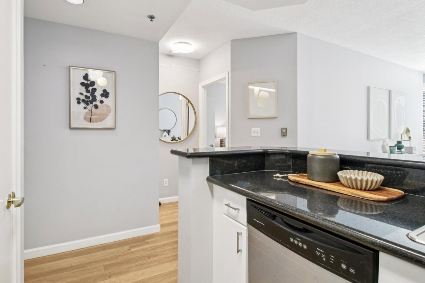 240 Lombard Street 727