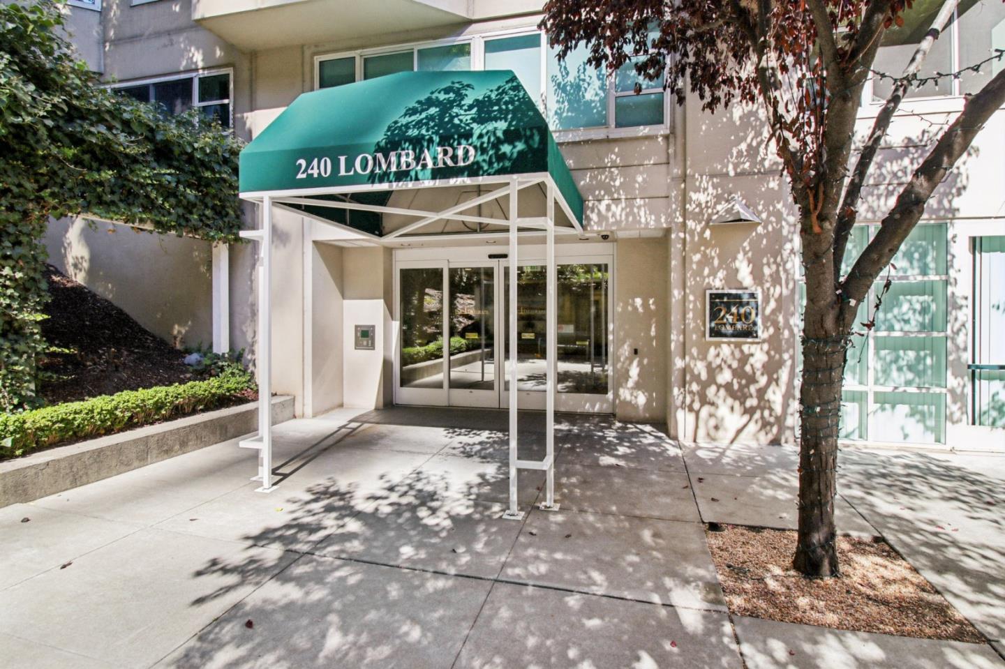 240 Lombard Street 727